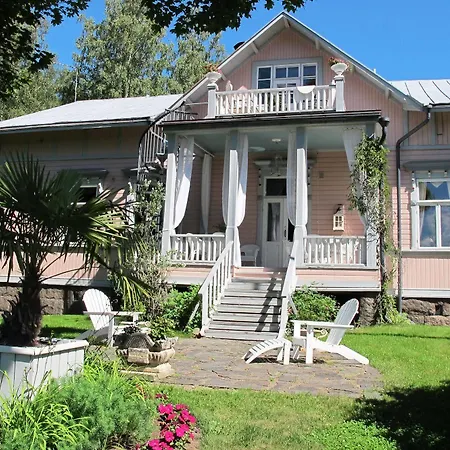 Szálloda Toeyrylae Manor 4*