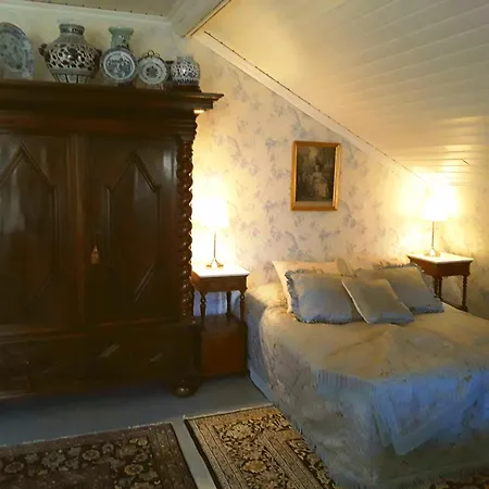 Toeyrylae Manor Hotell