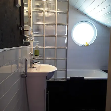 Toeyrylae Manor Artjärvi