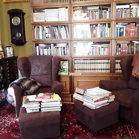 Toeyrylae Manor Szálloda 4*