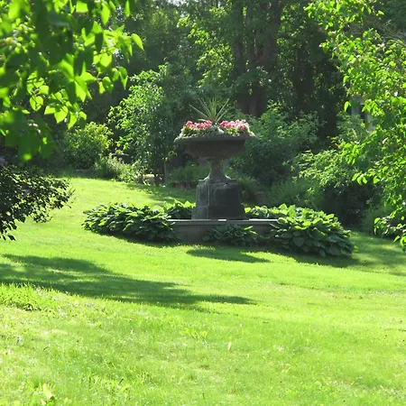 Toeyrylae Manor Artjärvi