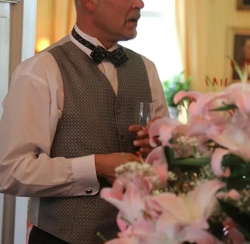 Hotell Toeyrylae Manor 4*