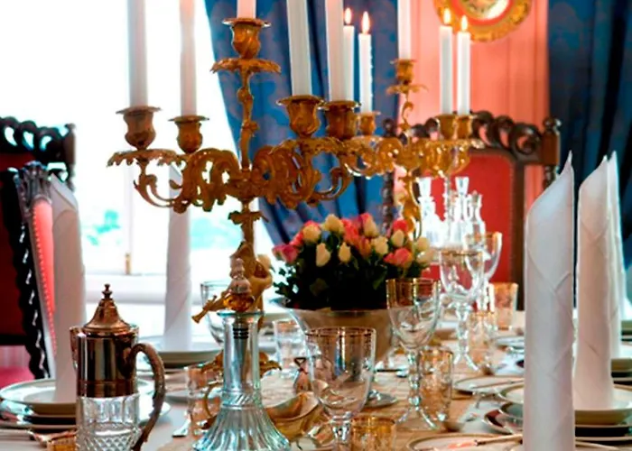 Toeyrylae Manor Hotell 4*