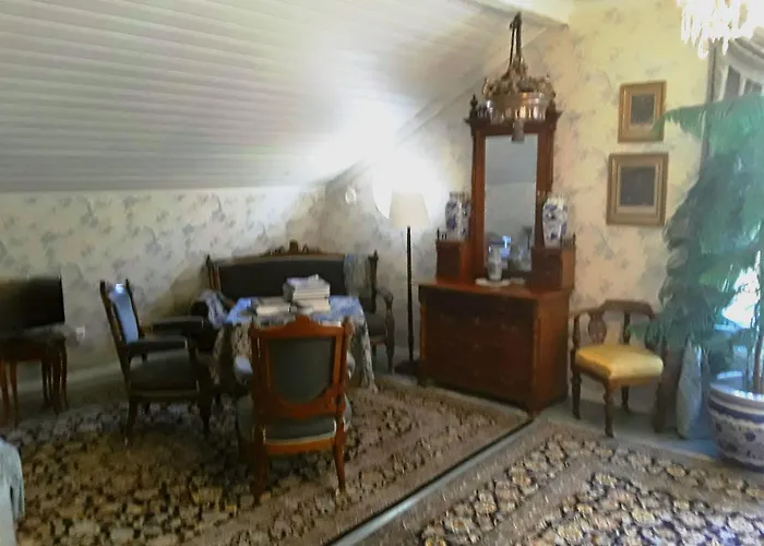 Hotell Toeyrylae Manor Artjärvi