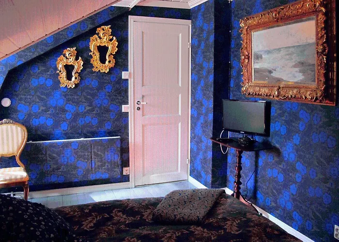 Hotell Toeyrylae Manor 4*