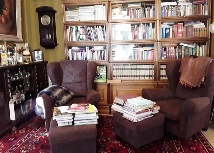 Toeyrylae Manor Hotell 4*