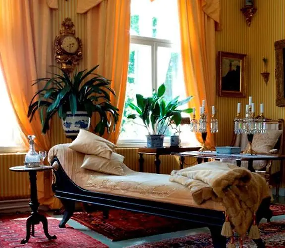 Hotell Toeyrylae Manor Artjärvi